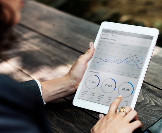 How Do Car Insurance Companies Make Money?